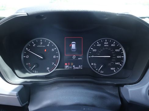 Used 2024 Subaru Crosstrek 2.0i Premium AWD/4WD image 26
