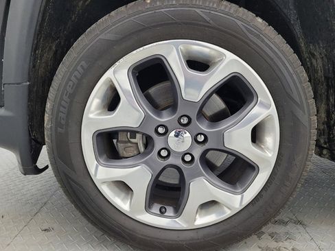 Used 2018 Jeep Compass Limited w/ Navigation Group image 31