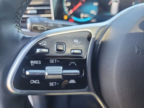 Certified 2023 Mercedes-Benz GLS 450 450 4MATIC image 19