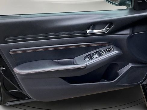 Used 2020 Nissan Altima 2.5 SR image 22