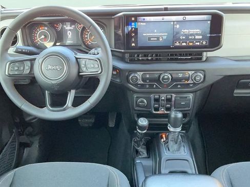 Used 2024 Jeep Wrangler Sport S image 16