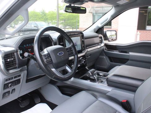 Used 2022 Ford F150 Lariat w/ Equipment Group 502A High AWD/4WD image 15