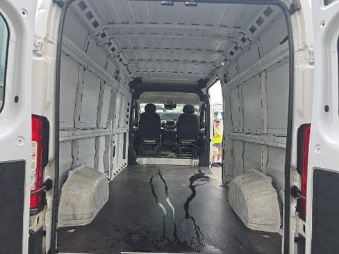 Used 2023 RAM ProMaster 2500 FWD image 7