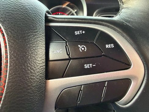 Used 2018 Dodge Charger SXT Plus image 30