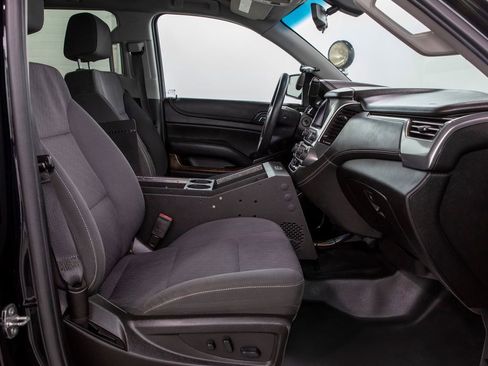 Used 2019 Chevrolet Tahoe 4WD w/ Remote Keyless Entry Package image 16