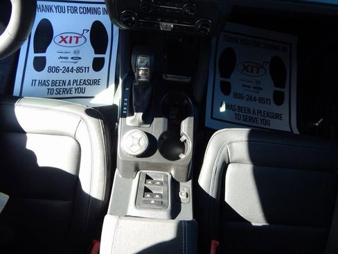 New 2025 Ford Bronco Badlands image 20