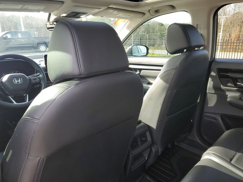 Used 2023 Honda CR-V EX-L image 13