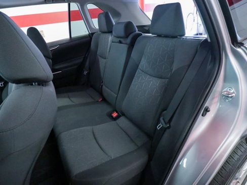 Used 2022 Toyota RAV4 XLE w/ Convenience Package AWD/4WD image 13