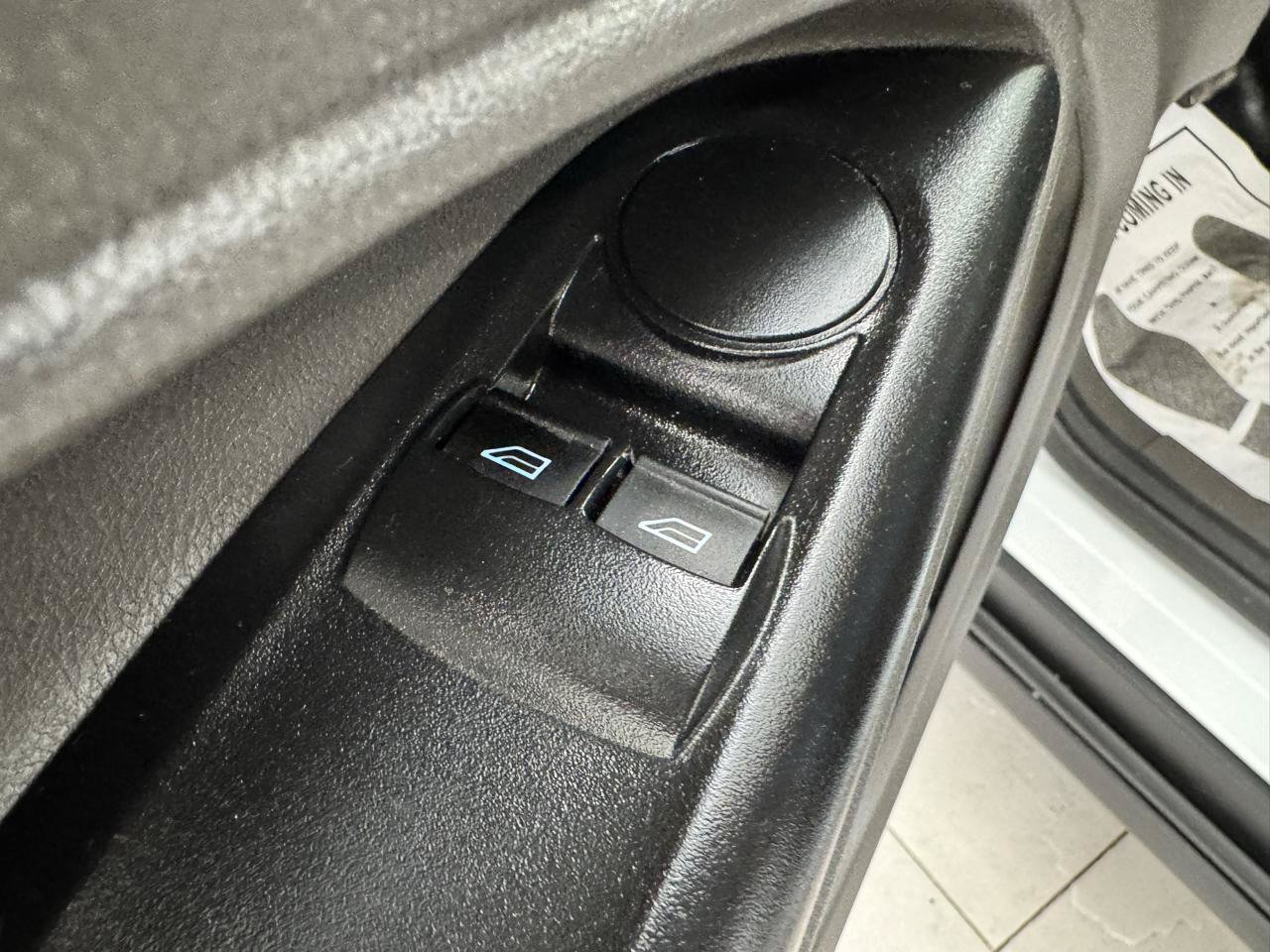 Used 2020 Ford Transit Connect XL FWD image 13