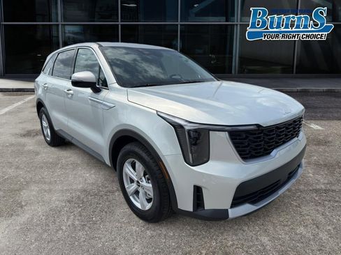 New 2026 Kia Sorento LX image 1