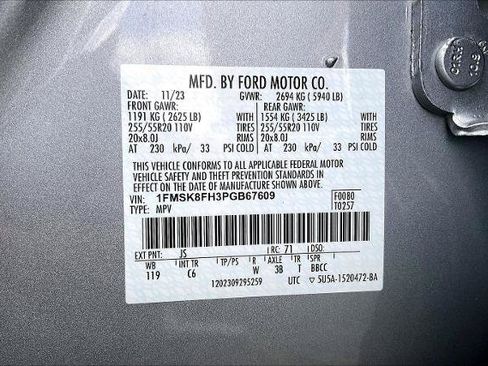 Certified 2023 Ford Explorer Limited AWD/4WD image 27