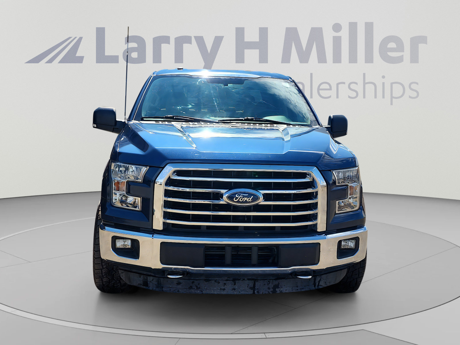 Used 2015 Ford F150 XLT w/ Equipment Group 302A Luxury AWD/4WD image 8