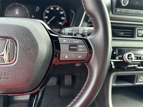 Used 2023 Honda Pilot Sport image 22