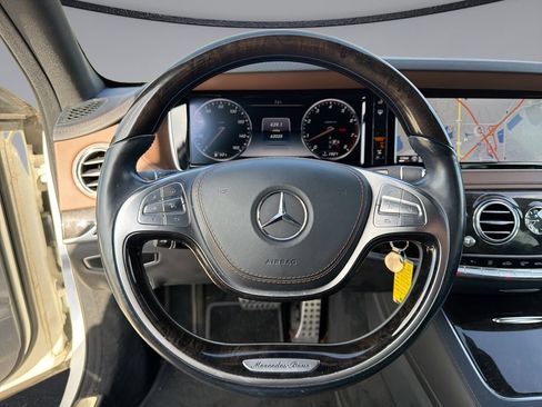 Used 2016 Mercedes-Benz S 550 Sedan image 21