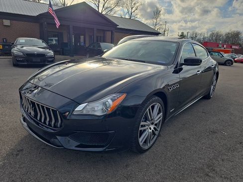 Used 2017 Maserati Quattroporte S GranSport image 2