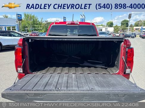 Certified 2025 Chevrolet Colorado W/T w/ Advanced Trailering Package AWD/4WD image 19