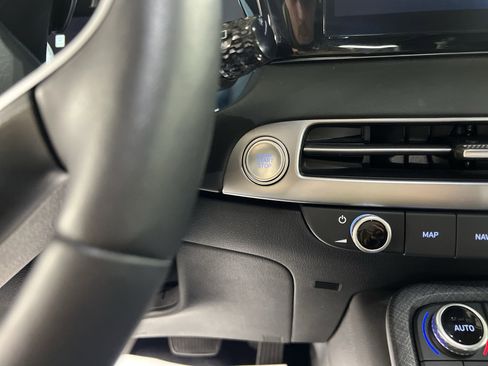 Used 2023 Hyundai Palisade Limited image 16