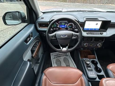 Certified 2022 Ford Maverick Lariat w/ Lariat Luxury Package image 13