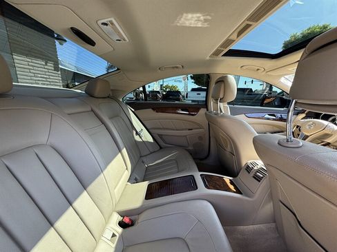 Used 2014 Mercedes-Benz CLS 550 image 33