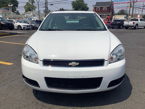 Used 2015 Chevrolet Impala LTZ FWD image 2