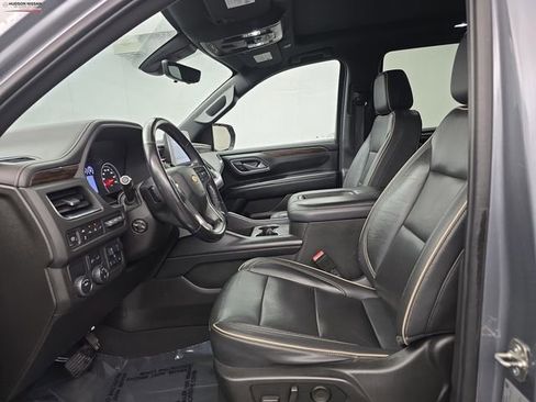 Used 2021 Chevrolet Tahoe Premier w/ Premium Package image 22