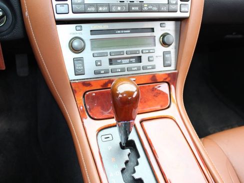 Used 2003 Lexus SC 430 Base 2dr Convertible image 15