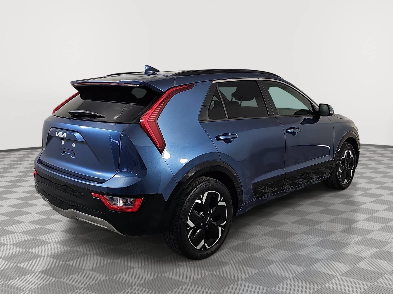 Used 2023 Kia Niro Wind w/ Wind Preserve Package FWD image 8