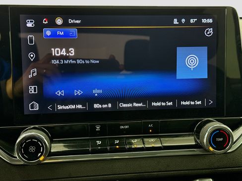 Used 2024 Chevrolet Colorado W/T image 15