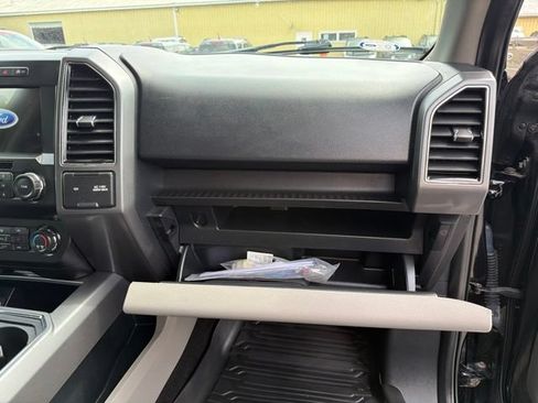 Used 2019 Ford F150 XLT w/ Equipment Group 302A Luxury AWD/4WD image 32
