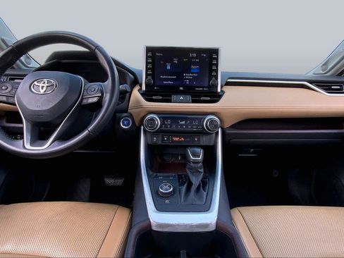 Used 2022 Toyota RAV4 Limited AWD/4WD image 15