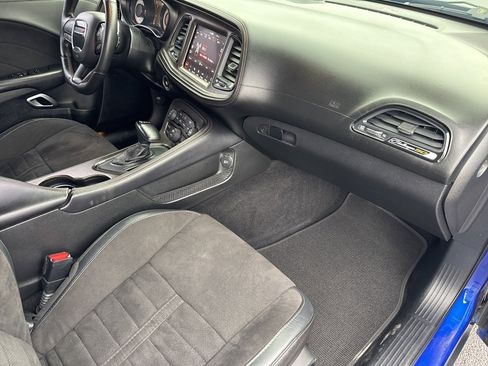 Used 2020 Dodge Challenger R/T image 23