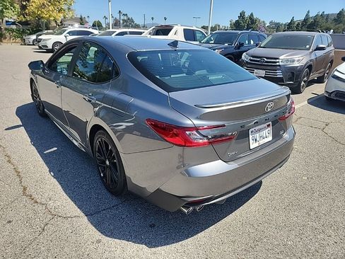 Used 2026 Toyota Camry SE FWD image 3