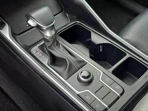 Used 2022 Kia Sorento S FWD image 26