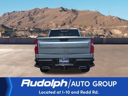 Used 2024 Chevrolet Silverado 1500 LT Trail Boss w/ LT Trail Boss Premium Package AWD/4WD image 4