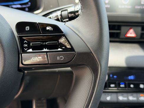 New 2026 Hyundai Elantra SEL Sport FWD image 28