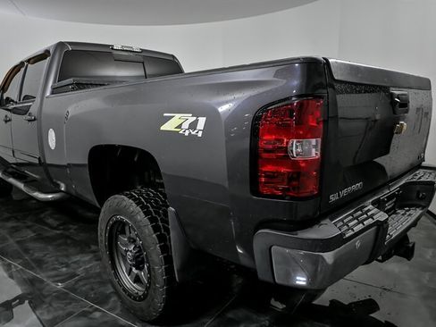 Used 2011 Chevrolet Silverado 3500 LTZ w/ LTZ Plus Package AWD/4WD image 8