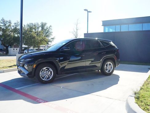 New 2026 Hyundai Tucson SE FWD image 4
