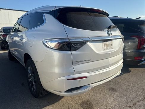 Used 2022 Buick Enclave Avenir w/ Avenir Technology Package image 3