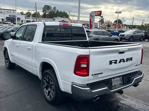 Used 2025 RAM 1500 Laramie AWD/4WD image 5