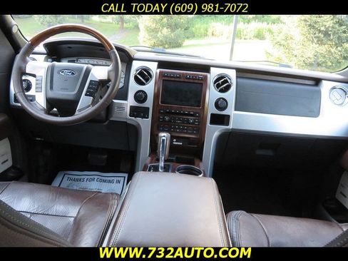 Used 2010 Ford F150 Platinum image 17