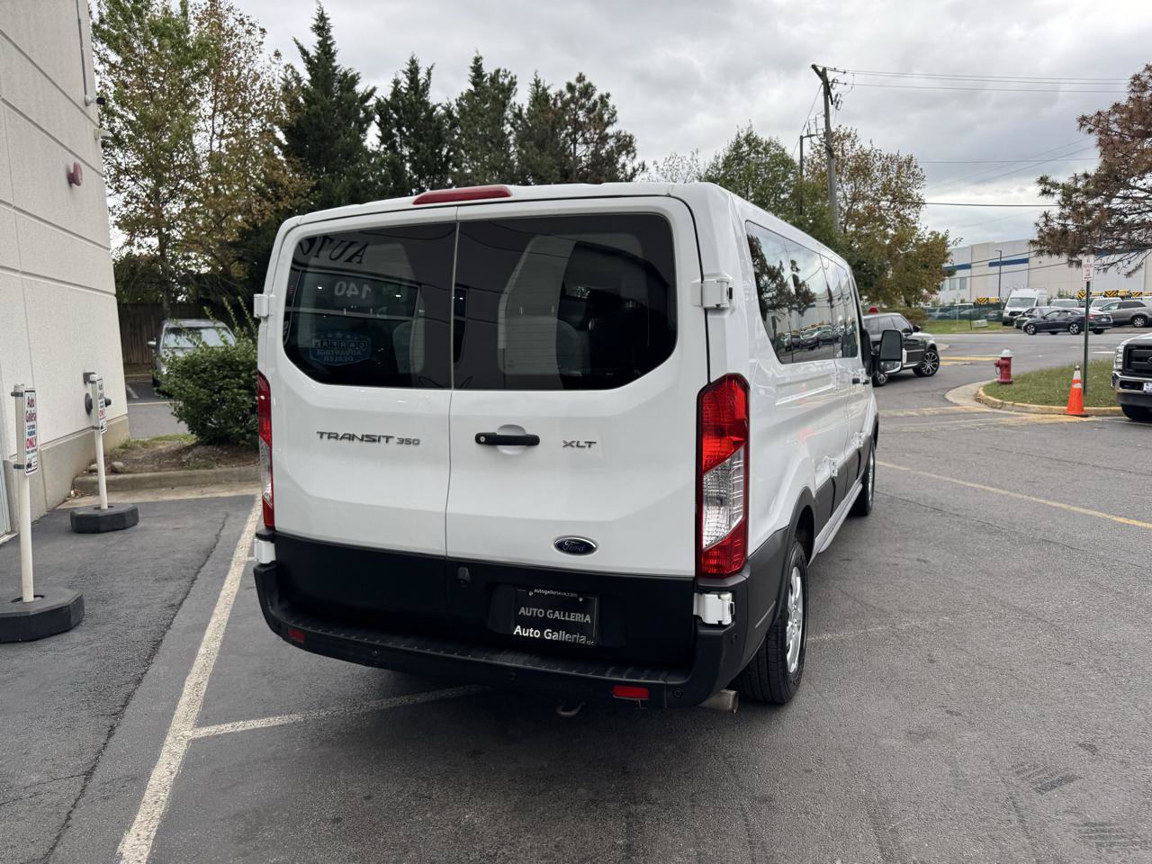 Used 2021 Ford Transit 350 XLT RWD image 5