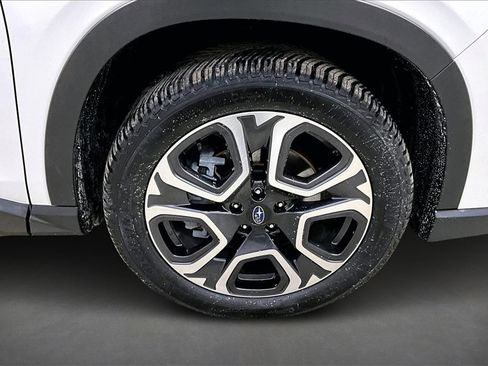 Used 2023 Subaru Ascent Touring image 33