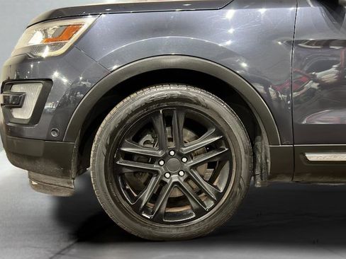 Used 2017 Ford Explorer Limited w/ Equipment Group 301A image 35