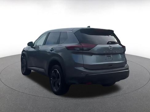 Used 2025 Nissan Rogue SV FWD image 11