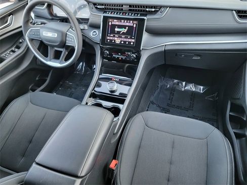 Certified 2023 Jeep Grand Cherokee L Laredo image 40