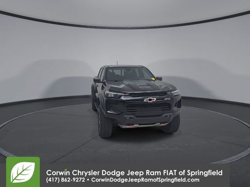 Used 2024 Chevrolet Colorado ZR2 w/ ZR2 Convenience Package III image 4