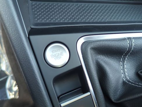 New 2026 Volkswagen Jetta SE image 28