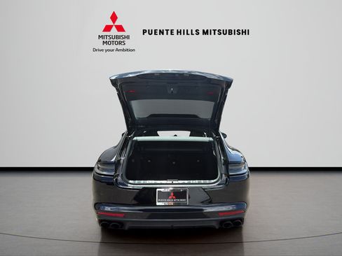 Used 2022 Porsche Panamera Platinum Edition w/ Sport Chrono Package RWD image 9