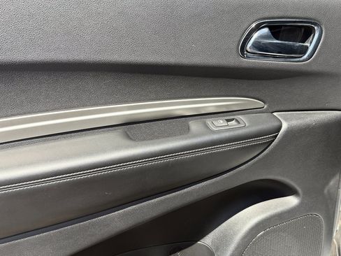Used 2015 Dodge Durango SXT w/ Blacktop Package AWD/4WD image 24