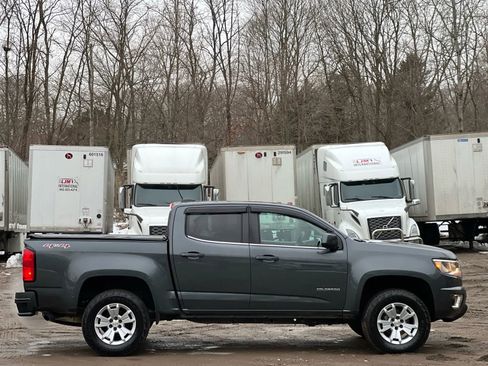 Used 2017 Chevrolet Colorado LT w/ LT Convenience Package image 7